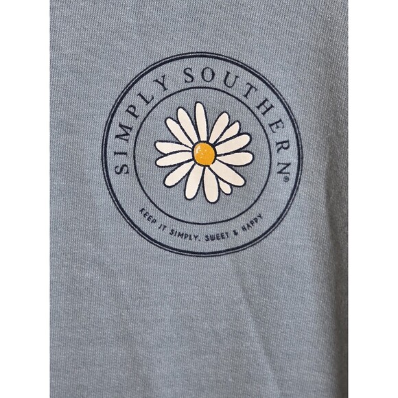 Simply Southern‎ Women's Size M Sweatshirt - Picture 2 of 5